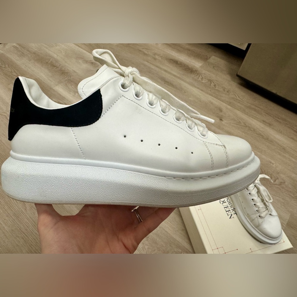 Alexander McQueen Oversized Sneaker
